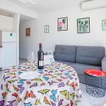 Apartment Awesome In *